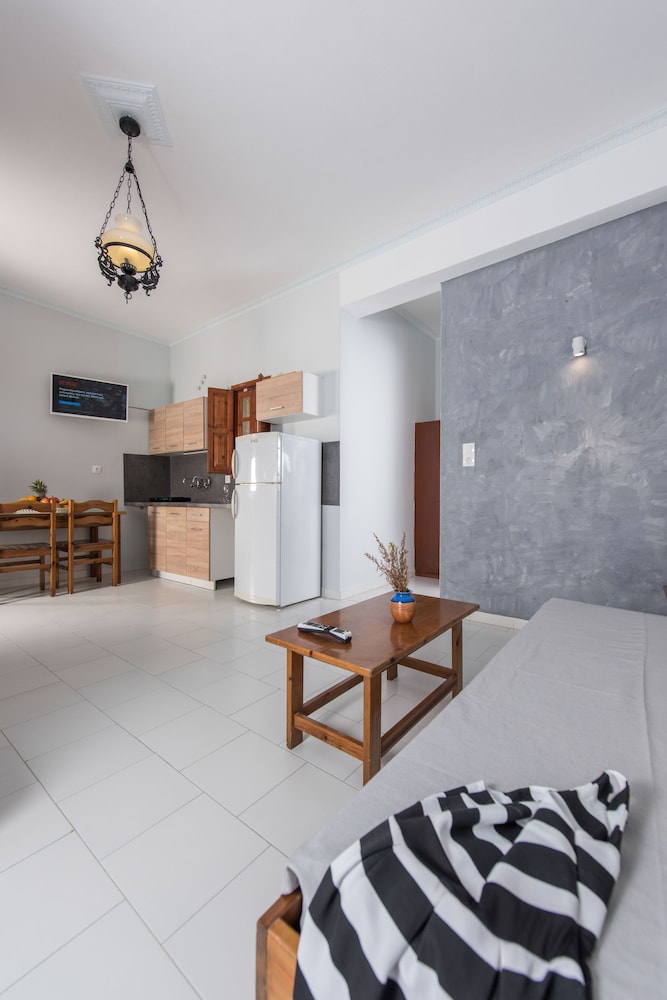 Anezina Villas 13/50