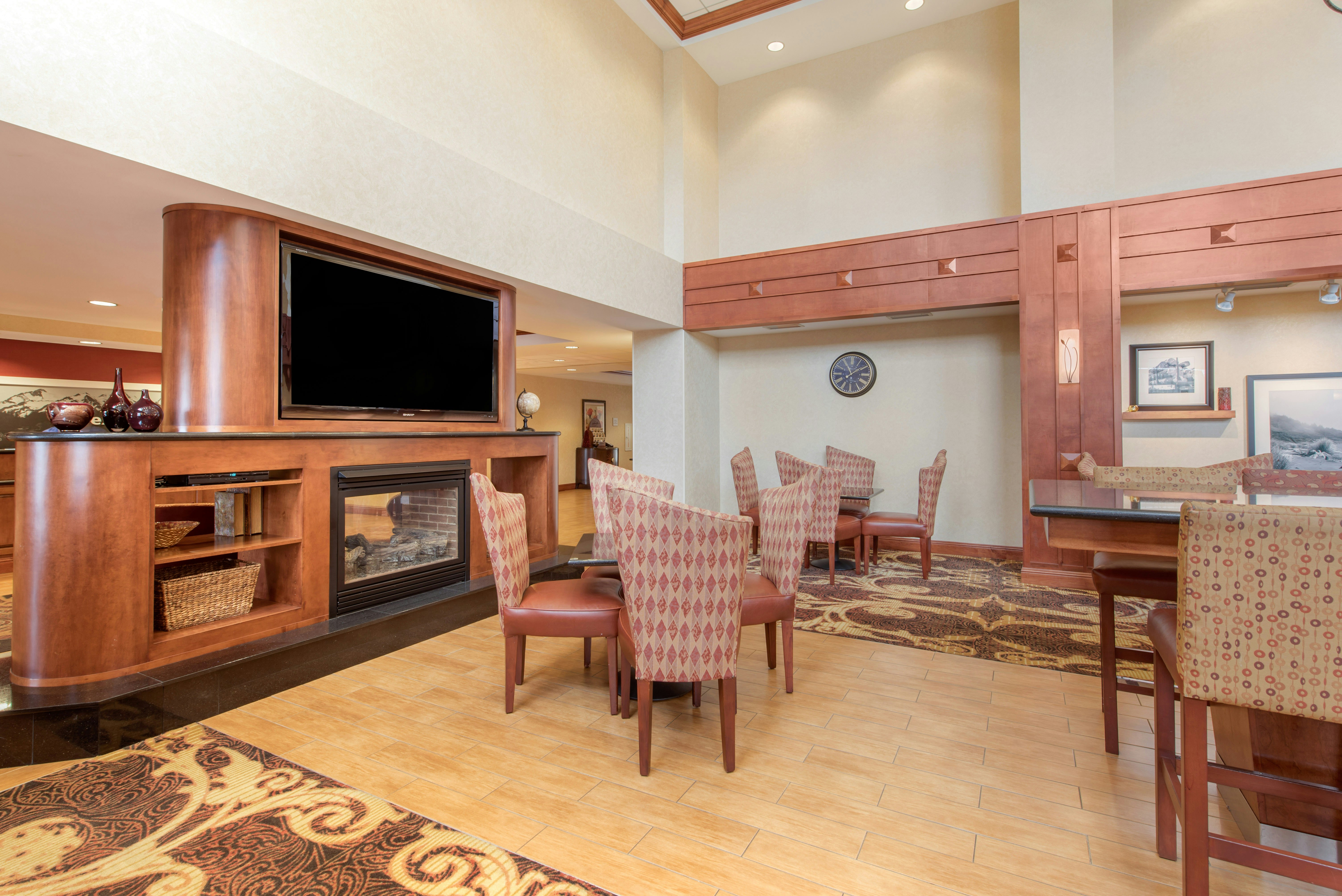 Hampton Inn And Suites Arcata 25/42