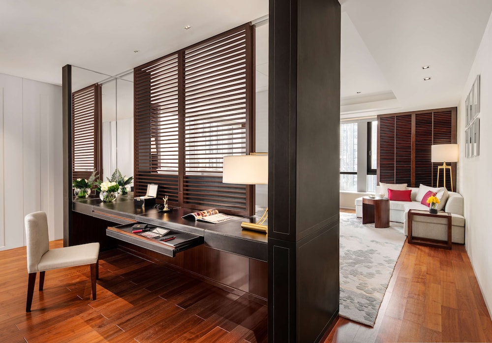 Fairmont Wuhan 38/67