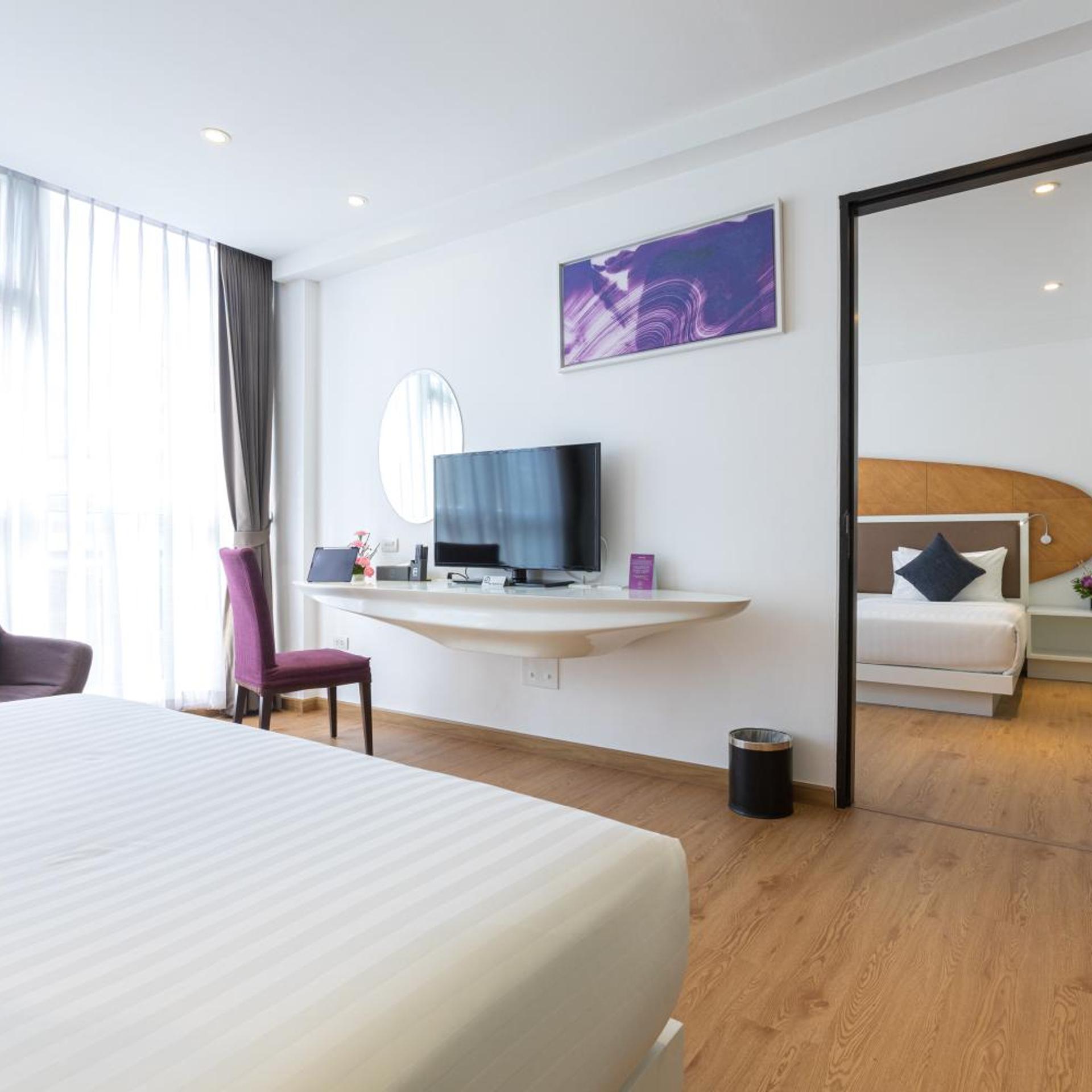 Family, Hotel Icon Bangkok 4/10