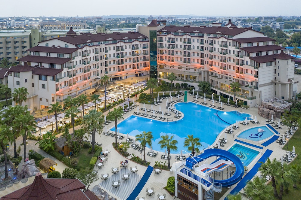 Bella Hotel photo 4