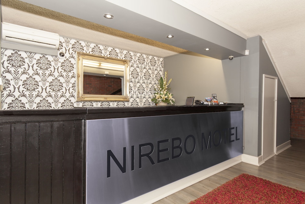 Echuca Nirebo Motel 2/33