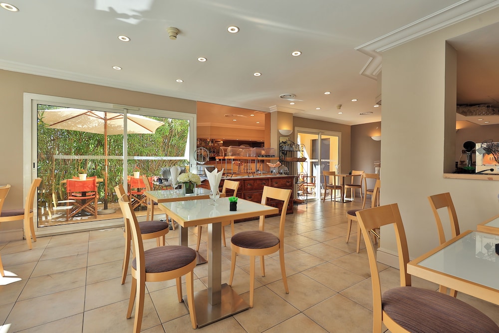 Hotel Le Petit Prince 35/49