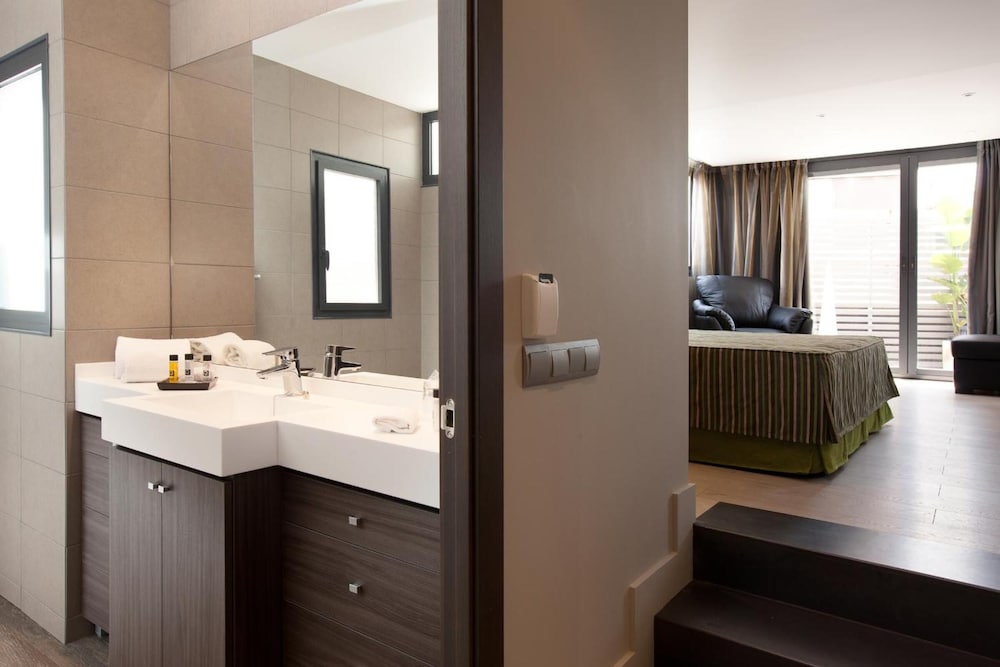 Dalia Ramblas Hotel 49/50