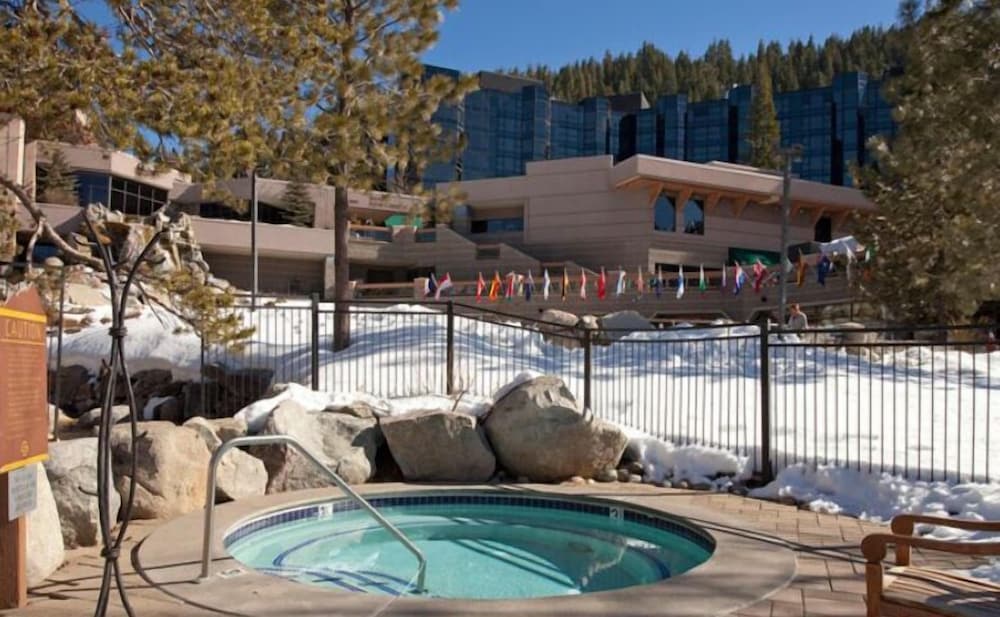 Everline Resort & Spa detail