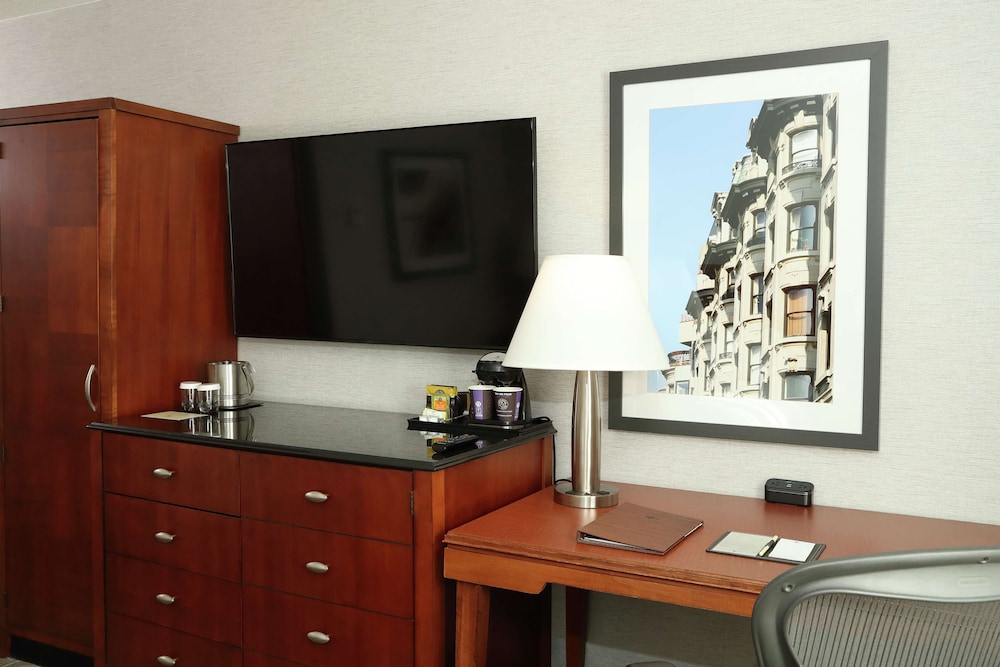 Doubletree By Hilton Boston Westborough 37/58