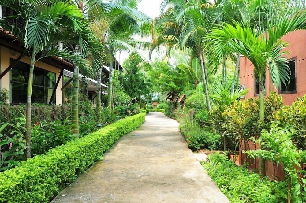 Golden Pine Resort and Spa 48/59