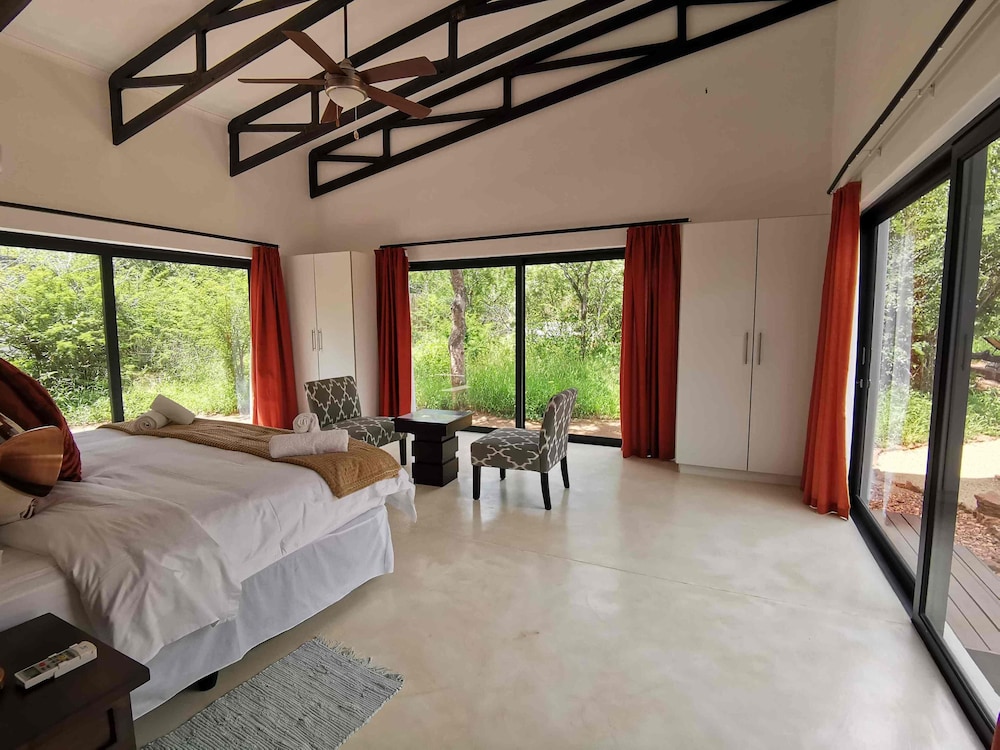 Gem in the Bush Lodge 3/50