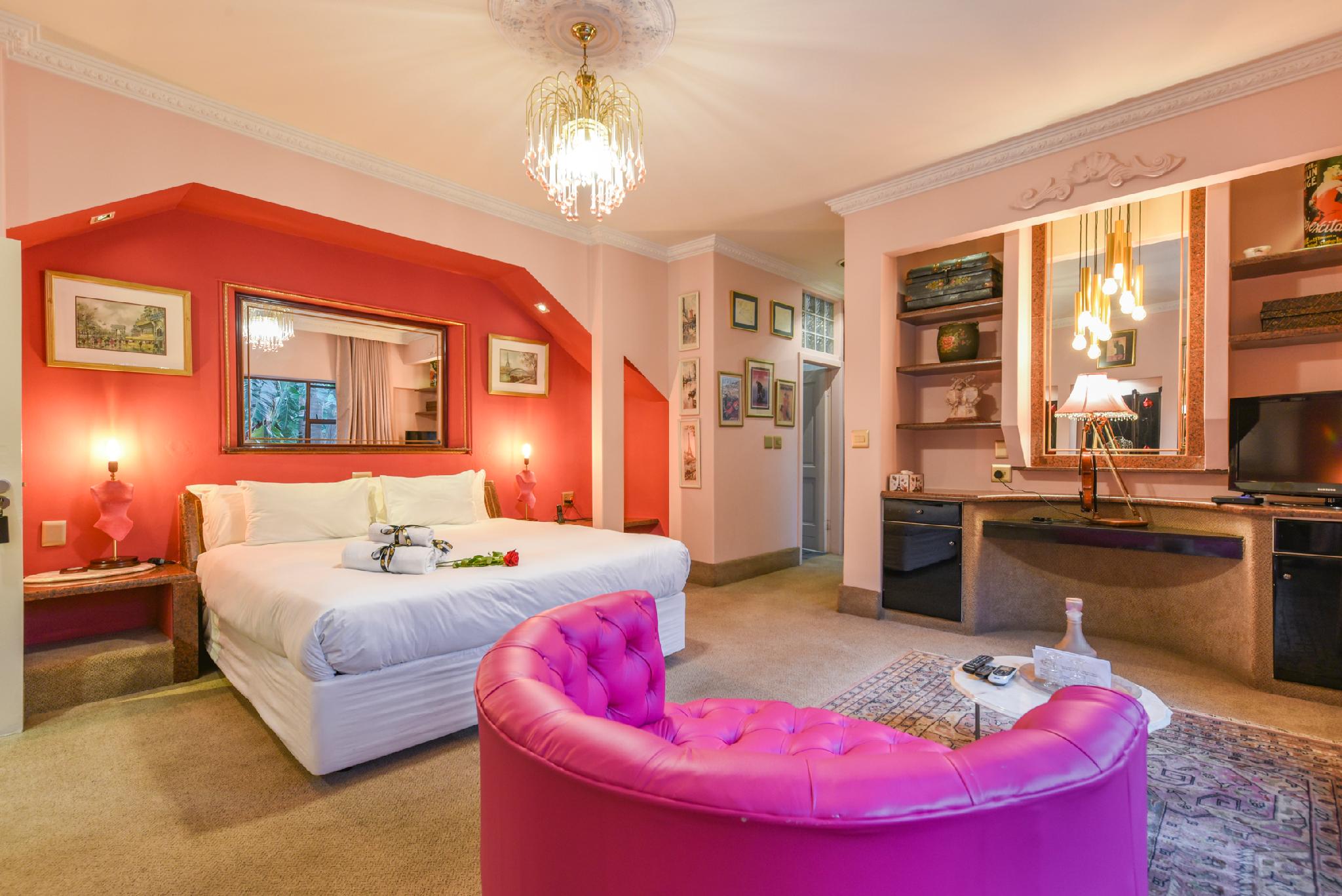 Moulin Rouge, Suite