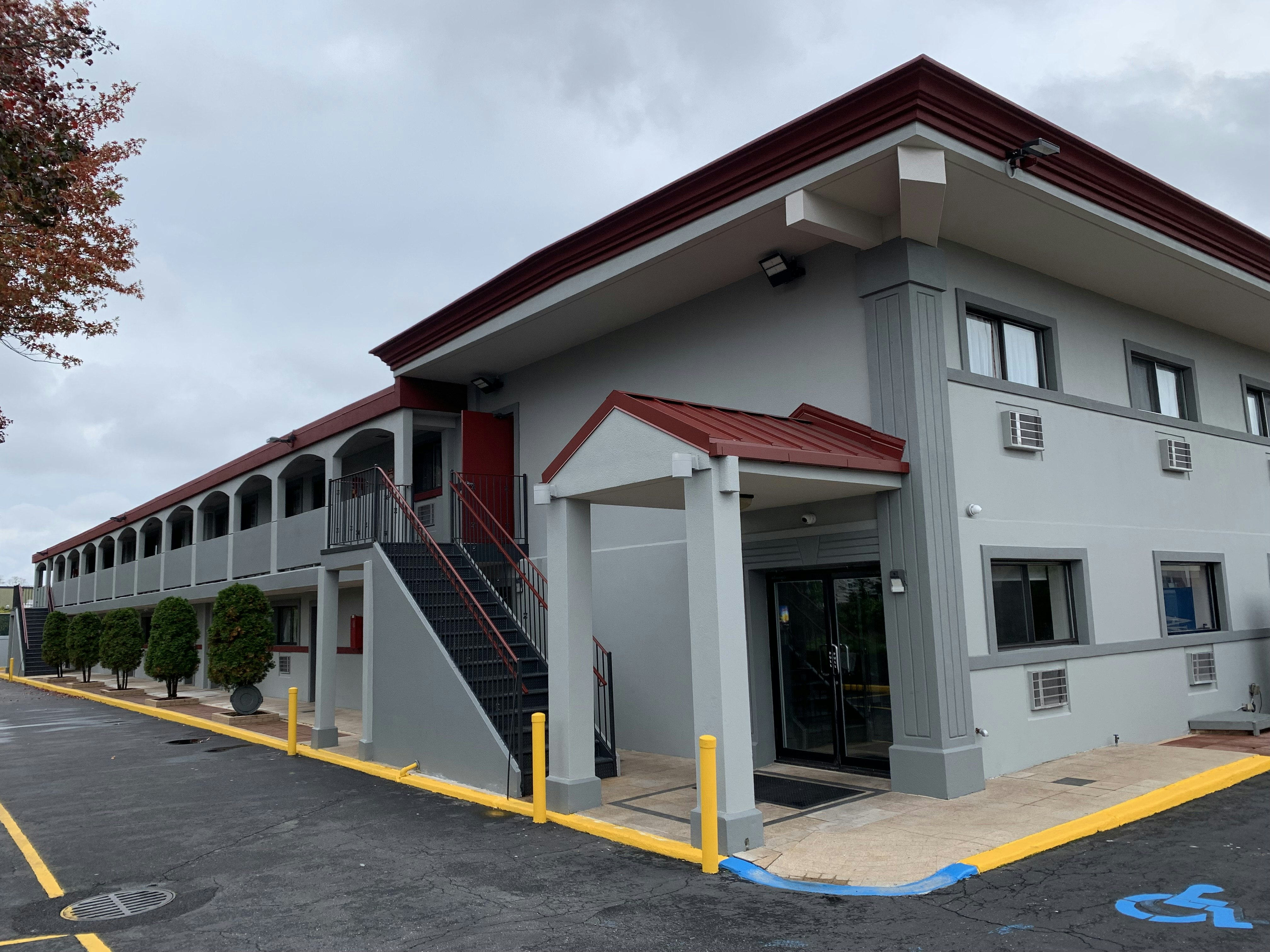 Red Roof Inn Copiague 5/5
