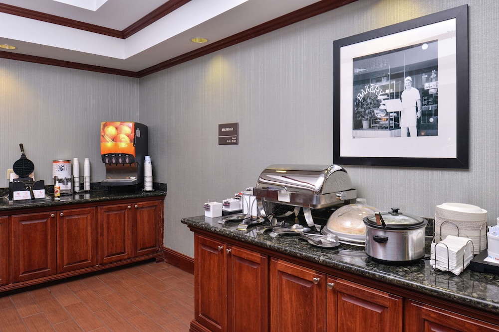 Hampton Inn Harrison 37/46