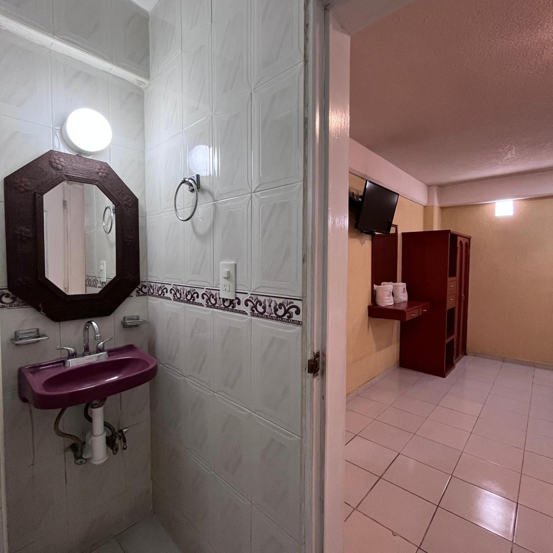 غرفة سوبيريور بسرير كوين، Hotel Central 4/6