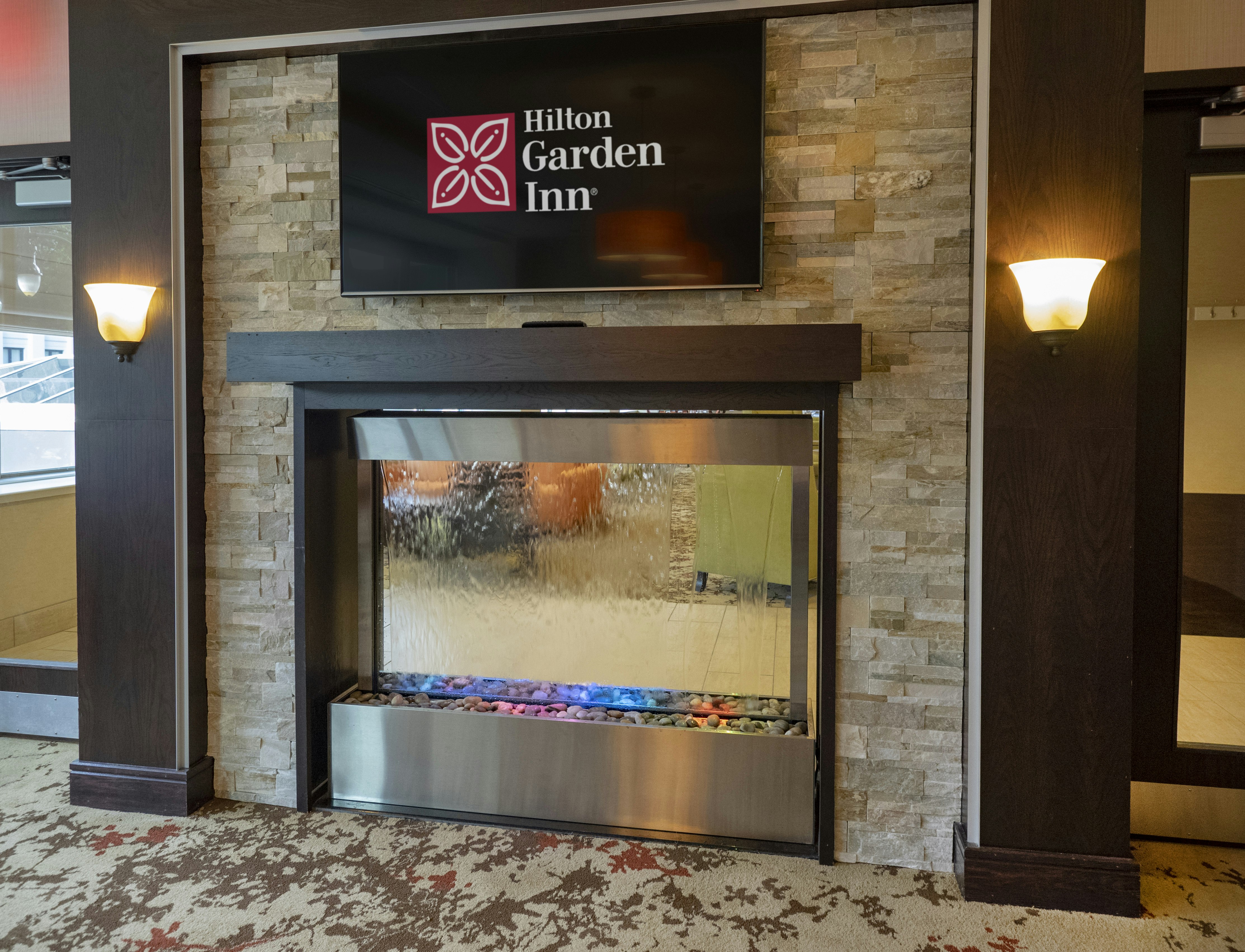HILTON GARDEN INN BUFFALO DOWNTOWN 8/60