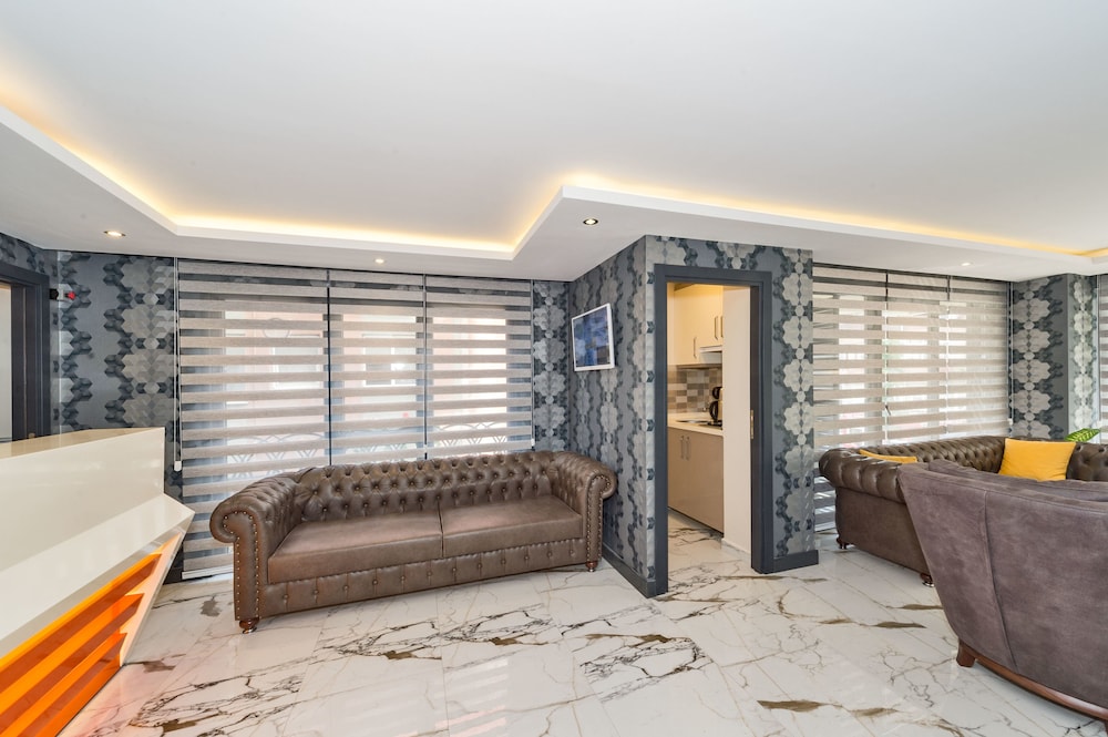 Gen Suites 41/50