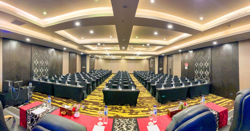 Lombok Astoria Hotel 45/50