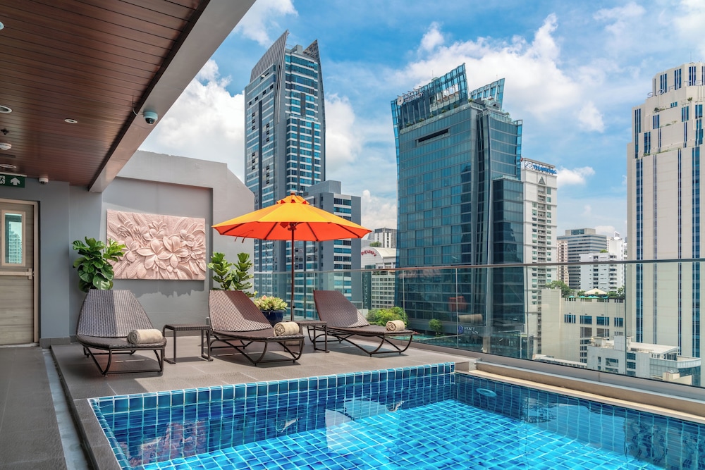 Adelphi Suites Bangkok 38/69