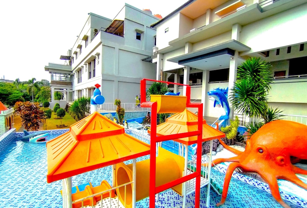 Kuraya Hotel Residence 40/50