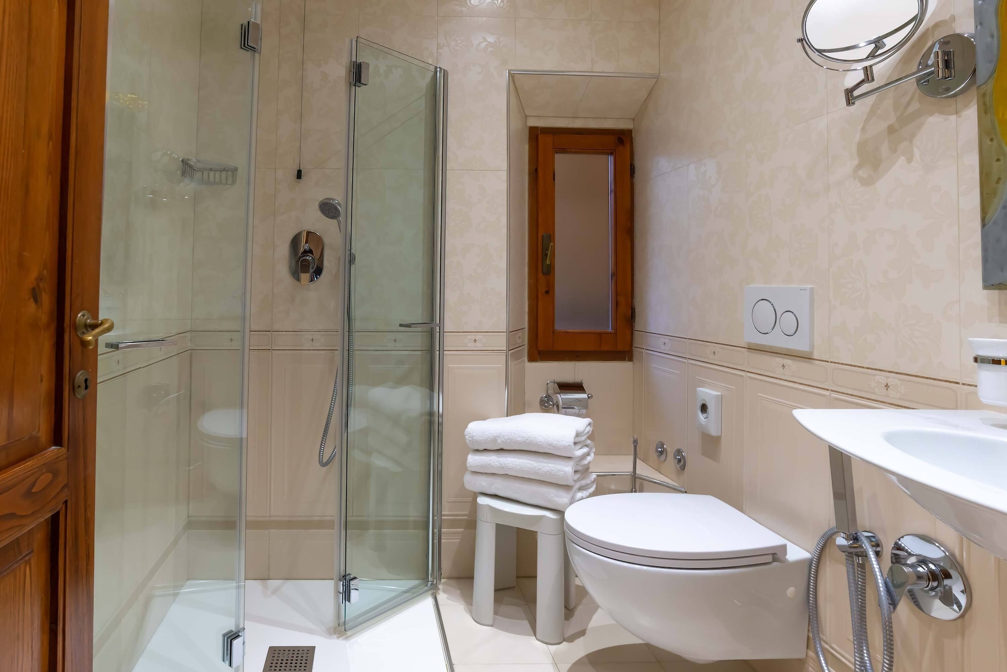 غرفة قياسية بسرير مزدوج أو سريرين منفصلين، Hotel Alba Palace 5/7