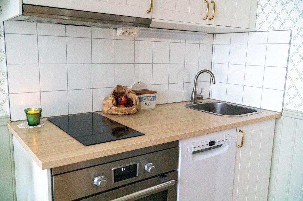 Anfasteröd Gårdsvik 48/50