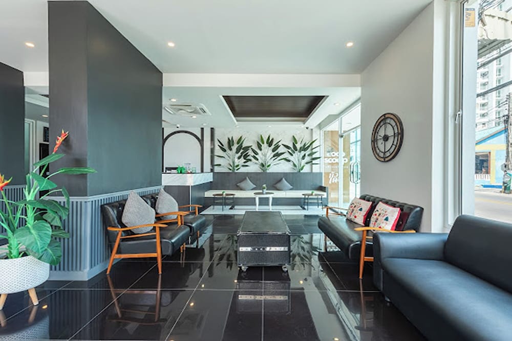 Le Nara Residence by ZUZU 57/75