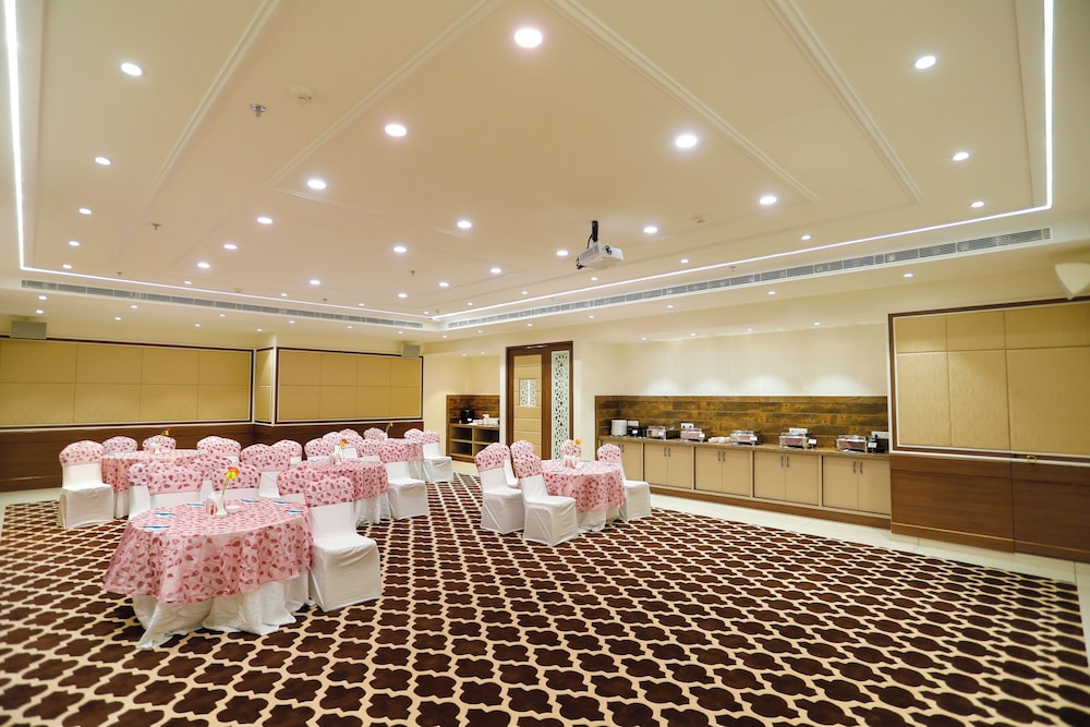 Hotel Dolphin International 13/72
