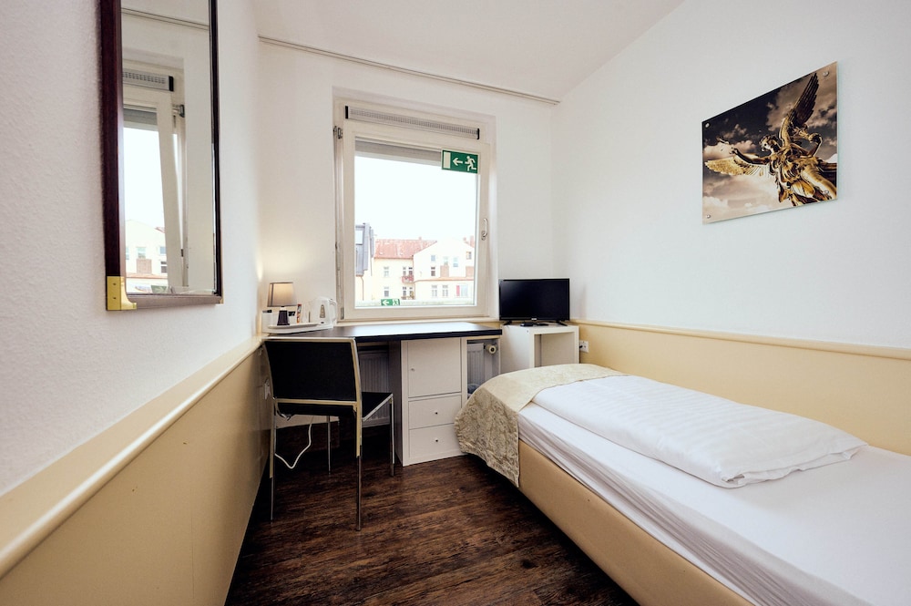 The 4 You Hostel Hotel 15/58