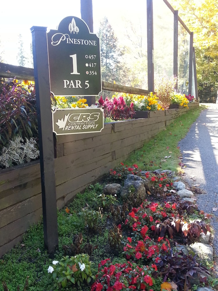 Pinestone Resort & Conference Centre 52/61