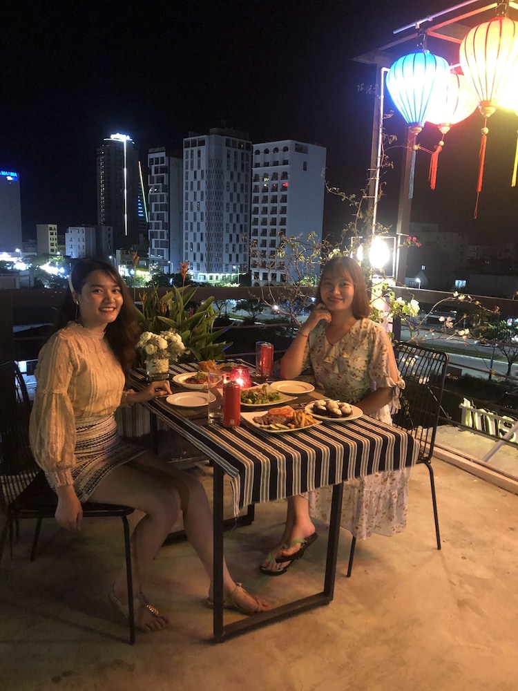 Oasis Hotel & Apartment 35/50