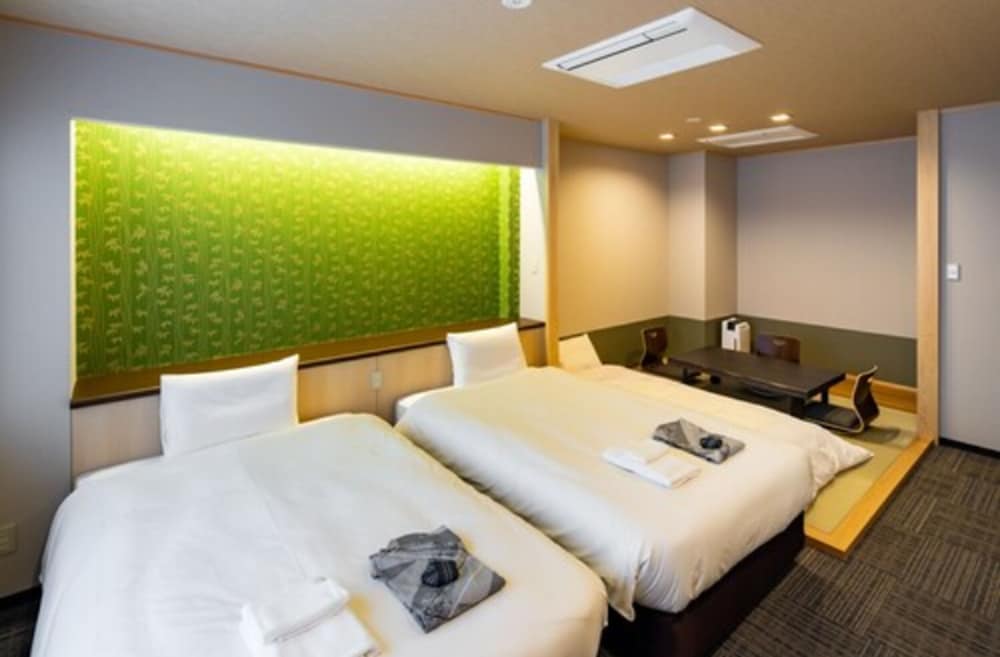 Fuji Kawaguchiko Resort Hotel 5/27