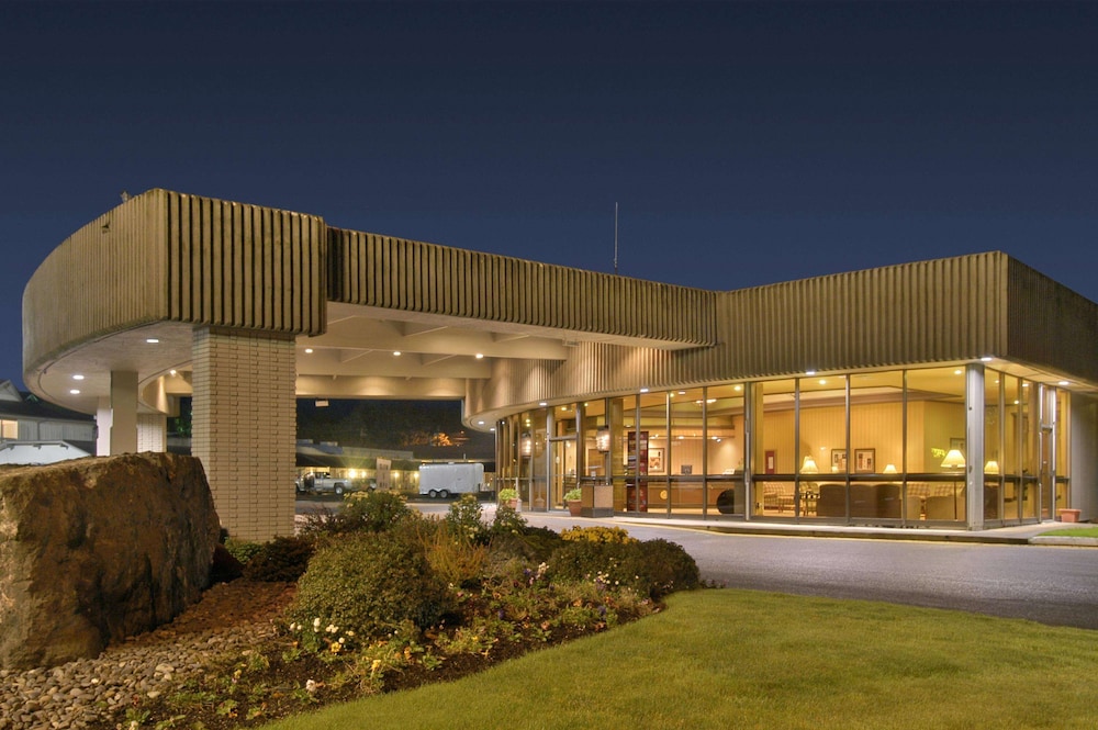 Red Lion Hotel Coos Bay 1/39