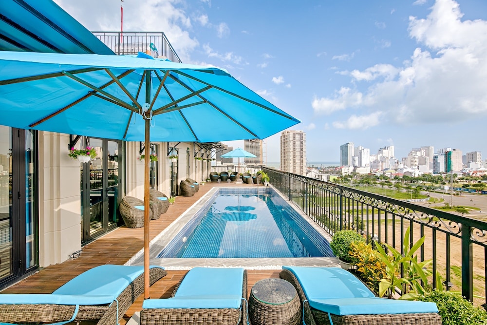 The Herriott Hotel & Suite 16/26