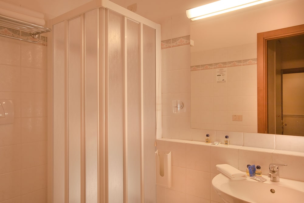 Silla 27/41