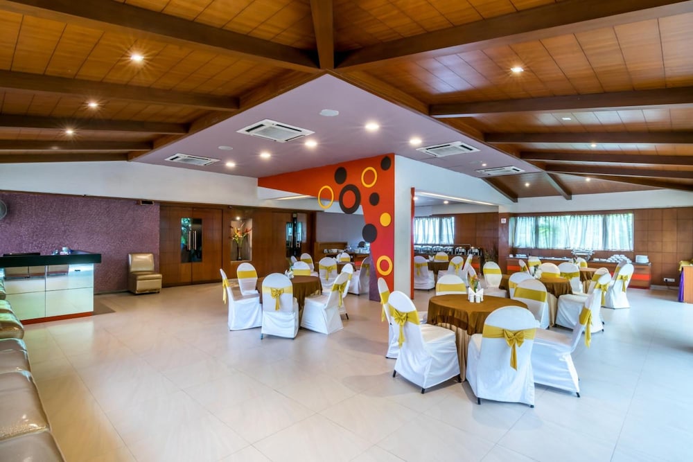 Octave Suites - Residency Road 7/33