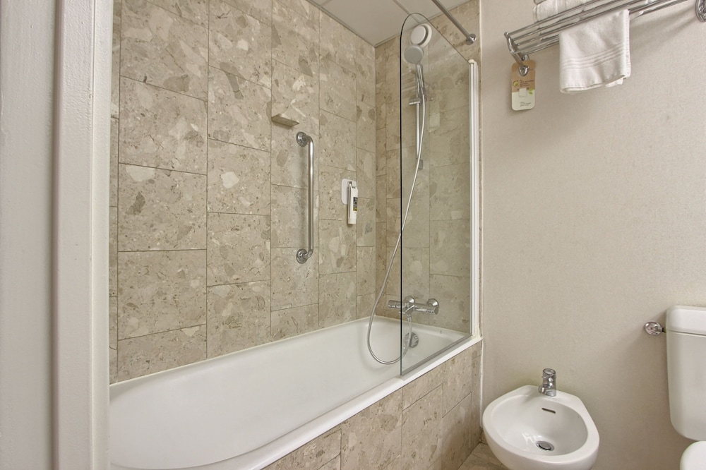 Mercure Paris Velizy 27/74