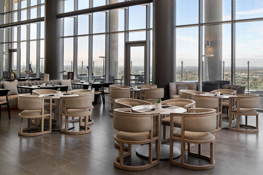 AC Hotel by Marriott Orlando Downtown 43/56