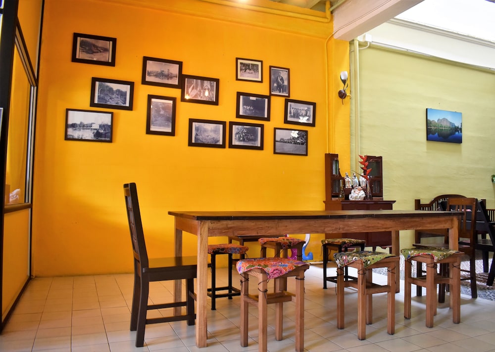 Thaweesuk Old Town Boutique Homestay 64/71