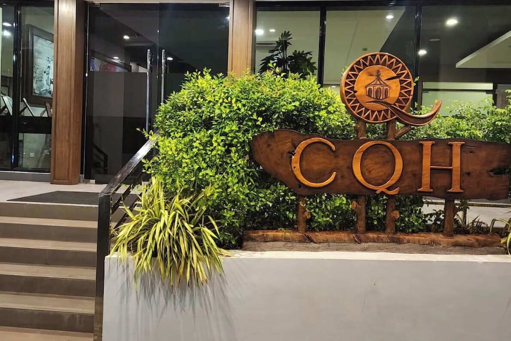 Cebu Quincentennial Hotel 8/40