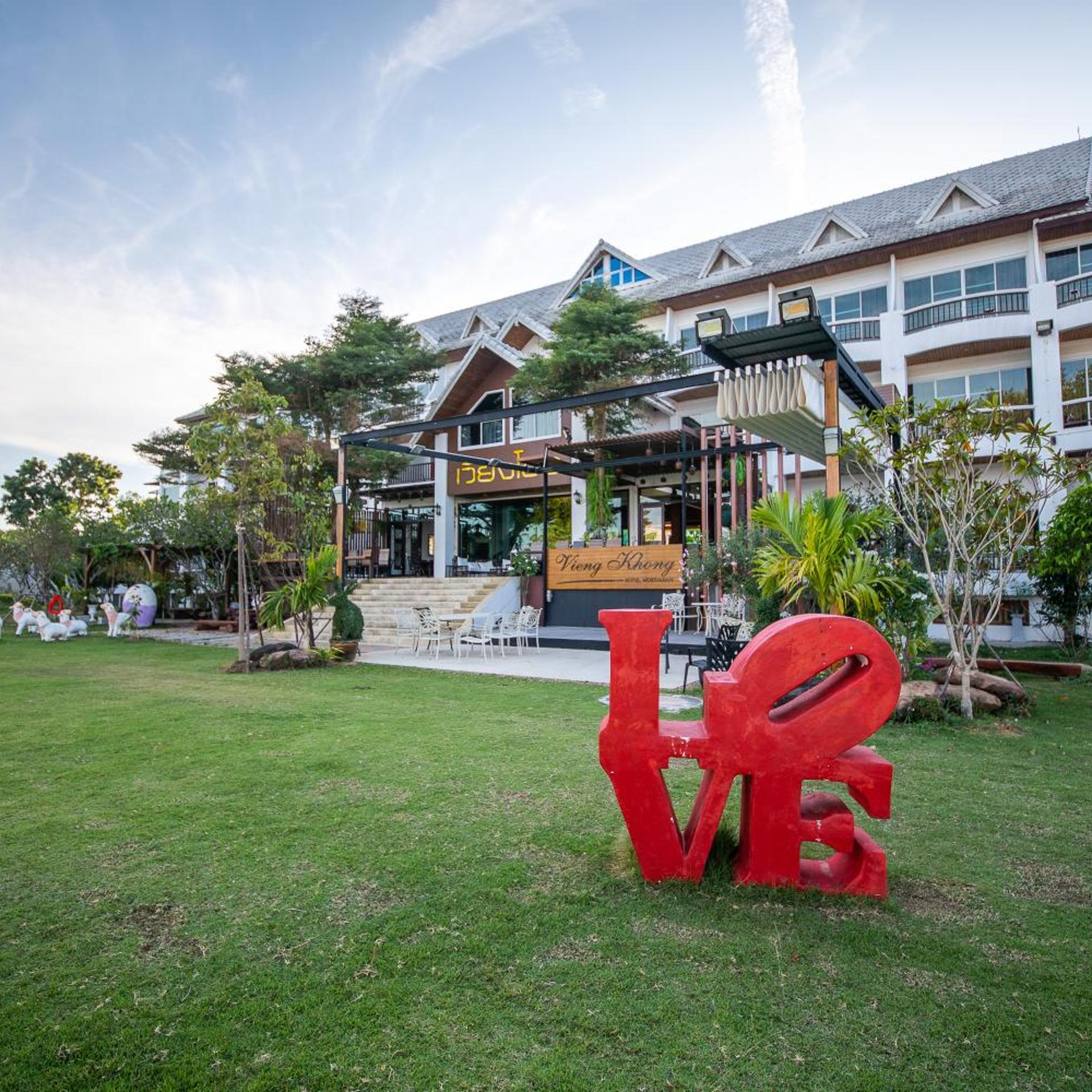 Vieng Khong Hotel 86/100