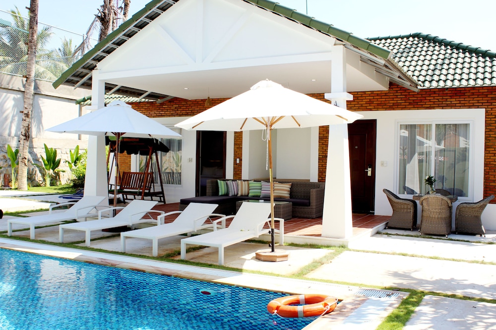 Famiana Green Villa 38/69