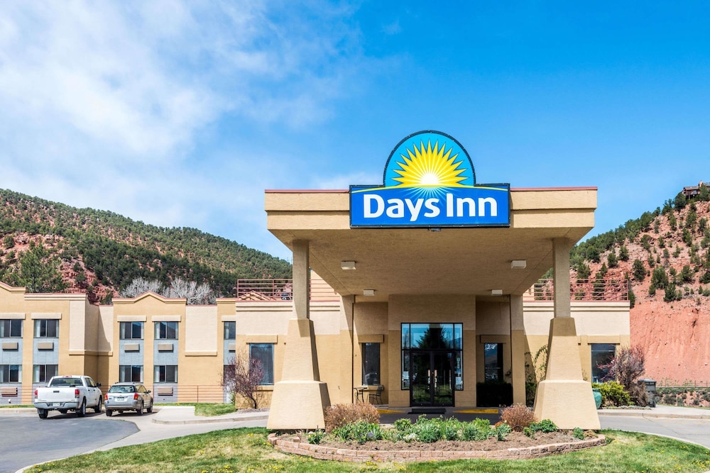 Days Inn by Wyndham Carbondale 1/38