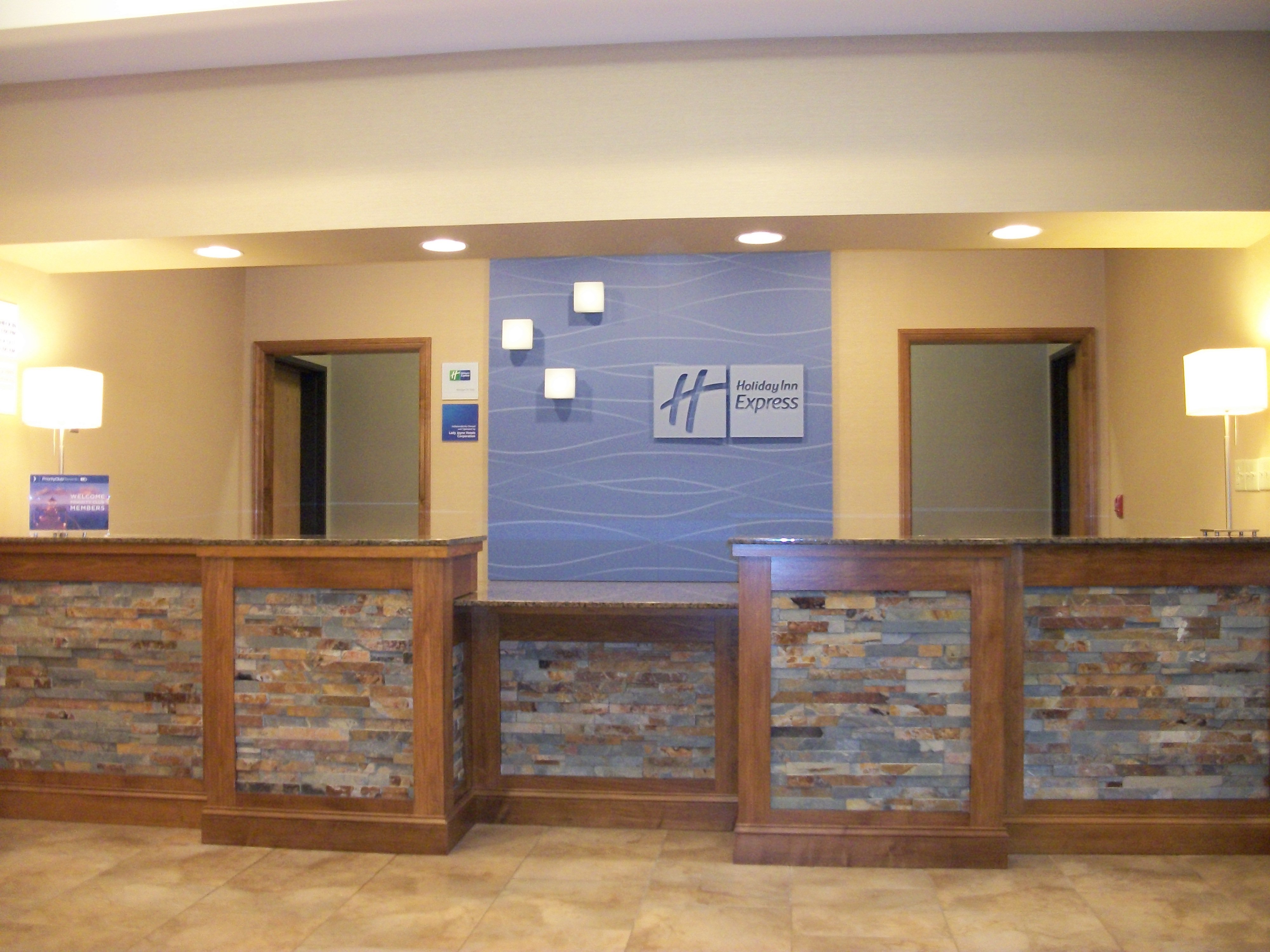 Holiday Inn Express Cortland 5/32