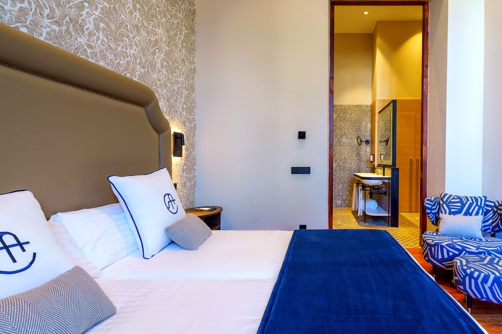 Boutique Hotel Cordial Plaza Mayor de Santa Ana 22/57