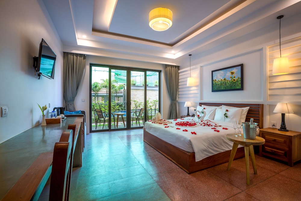 The Tito Suite Residence 11/50