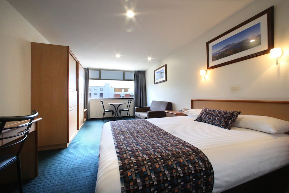 Motel 429 22/69