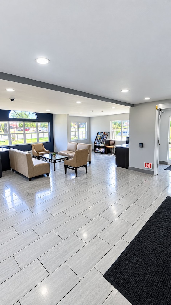 Royal Inn Midvale 37/49