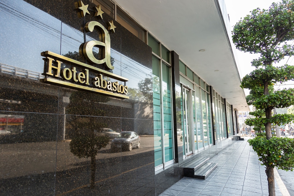 Hotel Expo Abastos 6/71
