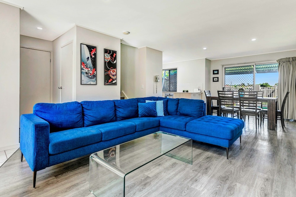 Ramada Encore by Wyndham Whale Cove Hervey Bay 35/57