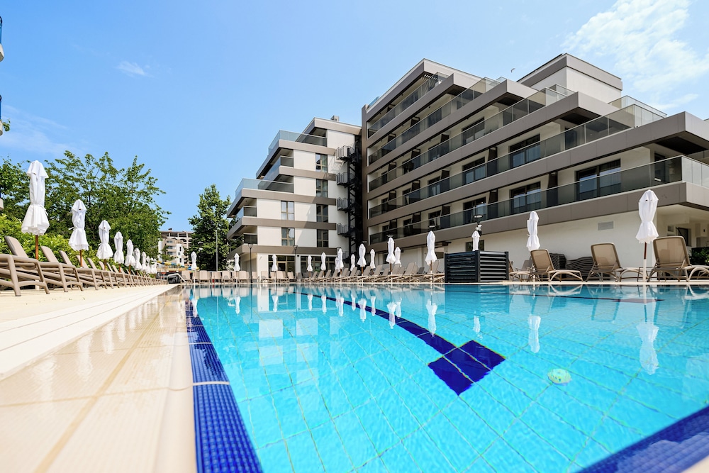 Laguna Park Sunrise Hotel 26/50