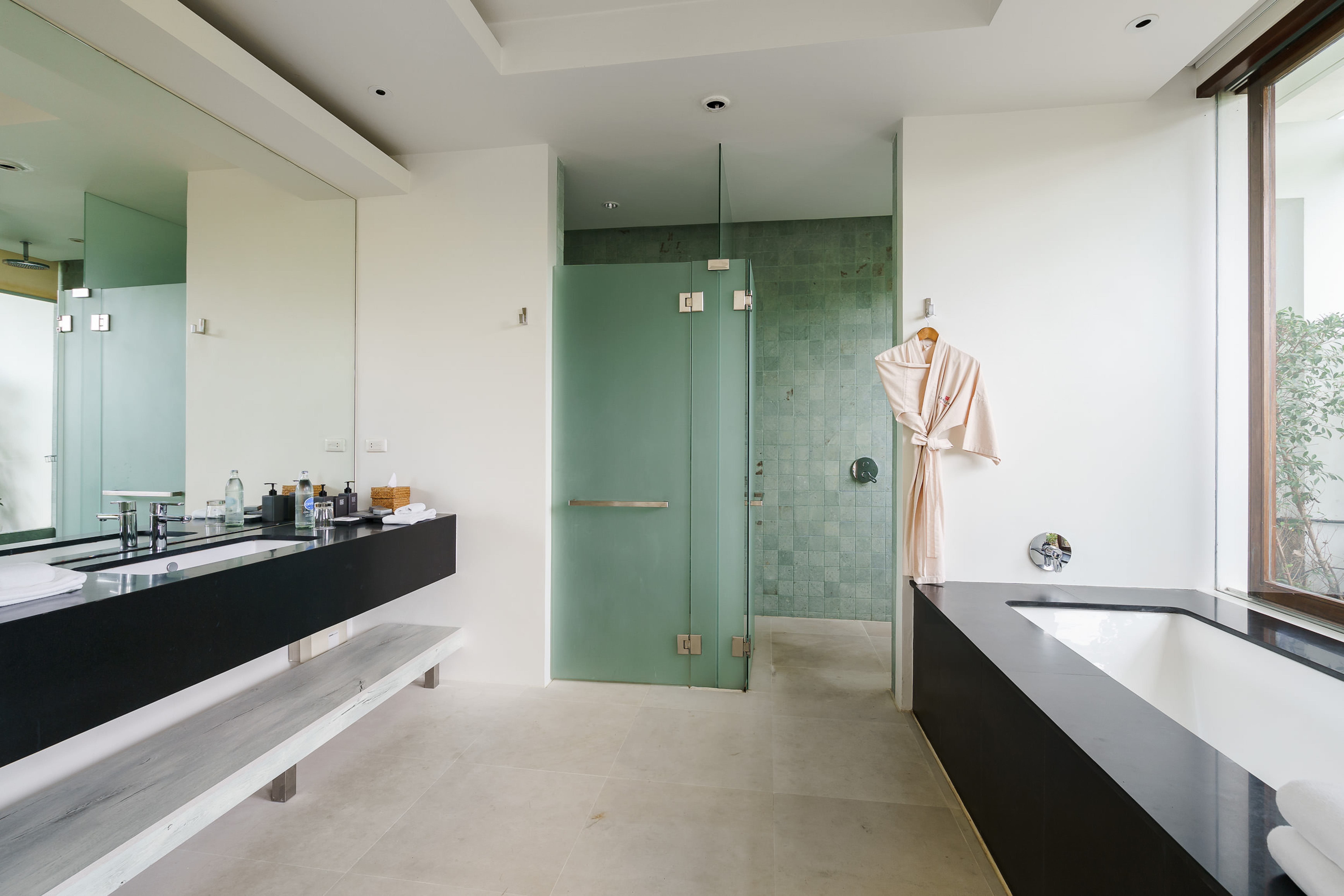 5 Bedrooms, Villa, Samujana Villas 10/13