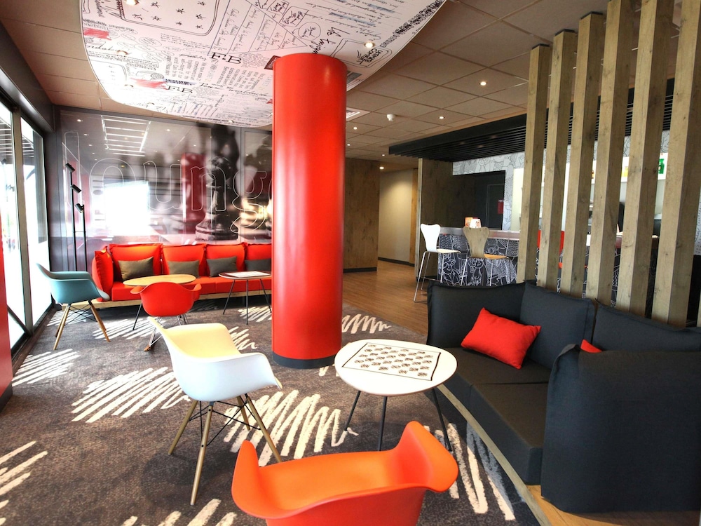 Ibis Aurillac 53/63